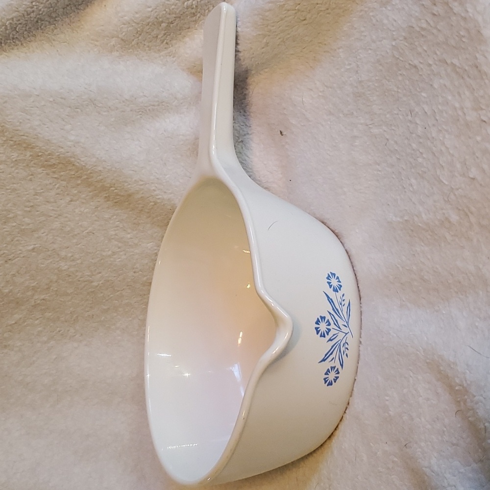 Corning Ware Blue Cornflower P-89-B 2.5 Cup Saucepan With Pour Spout No Lid Vtg